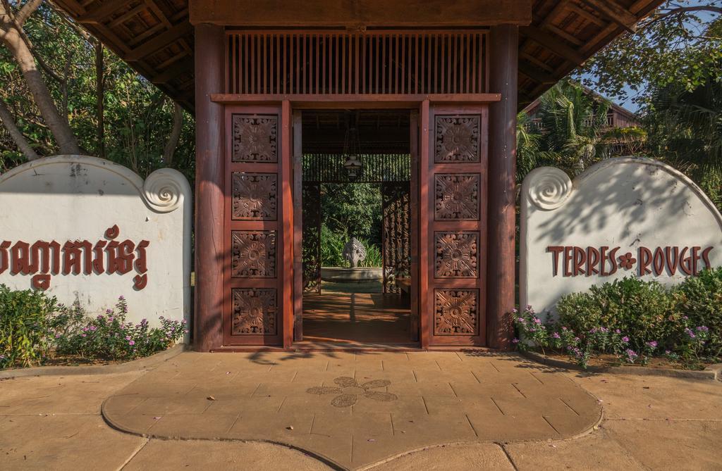 Terres Rouges Lodge Banlung Экстерьер фото