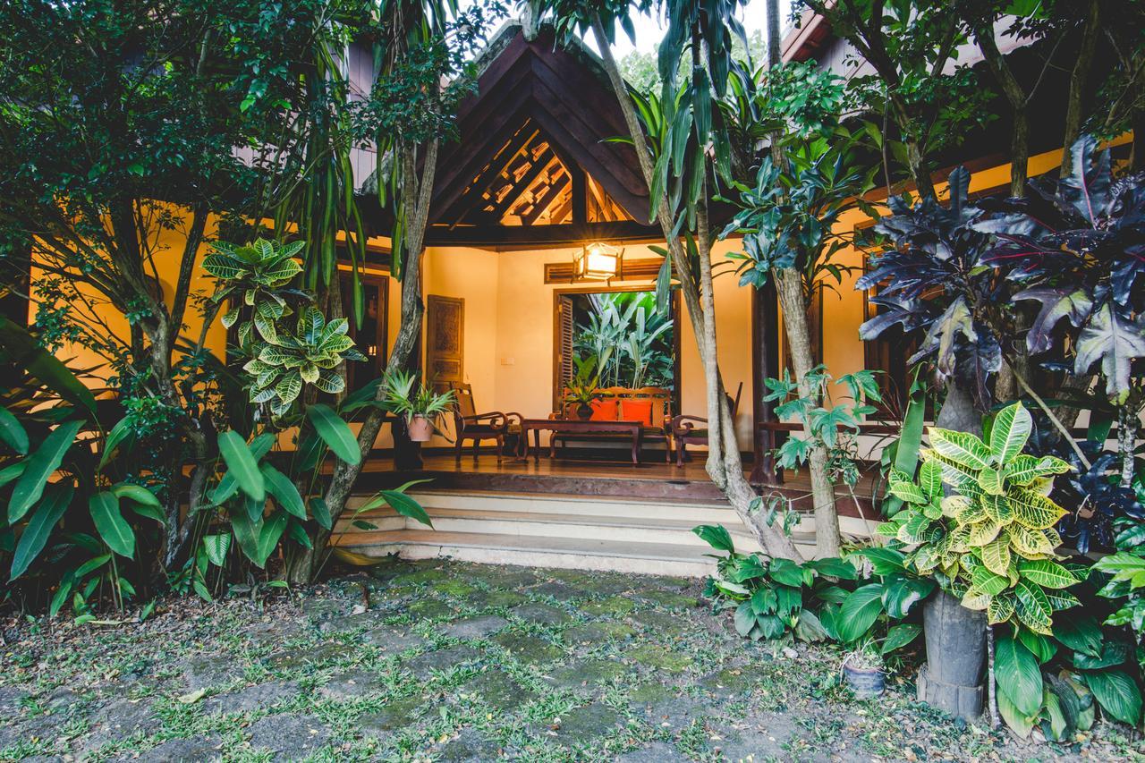Terres Rouges Lodge Banlung Экстерьер фото