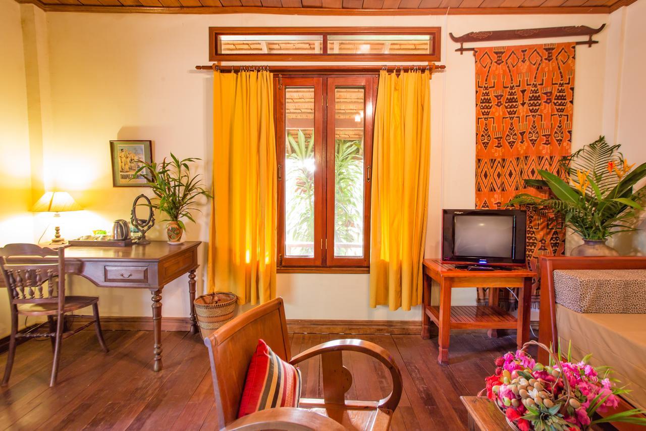Terres Rouges Lodge Banlung Экстерьер фото